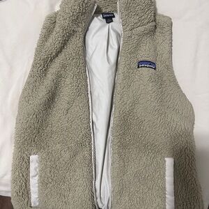 Patagonia Fleece Vest in Cream